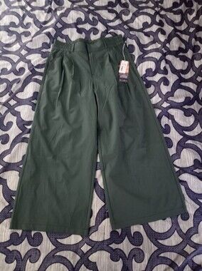 NWT KYODAN Lightweight, Cropped, Wide Leg Pants